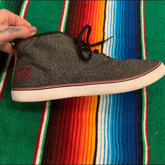 Fred Perry Heather Gray High Top Lace Up Shoes woman’s size 7. - Picture 2 of 6